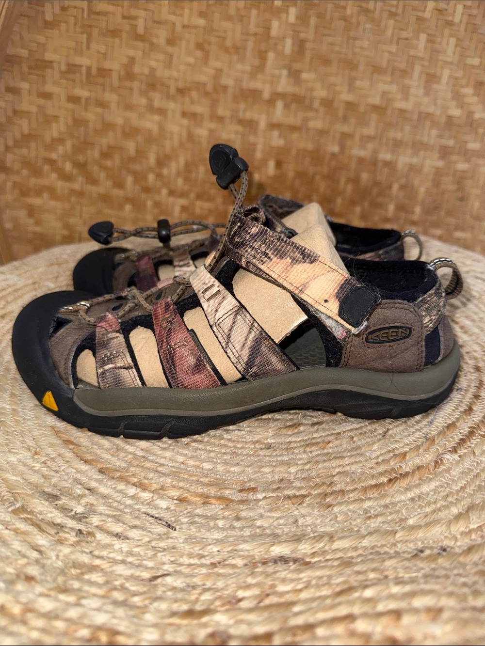 KEEN Newport H2 Camo Sport Sandals Hiking Water Shoes Women’s US 5 - Picture 4 of 9